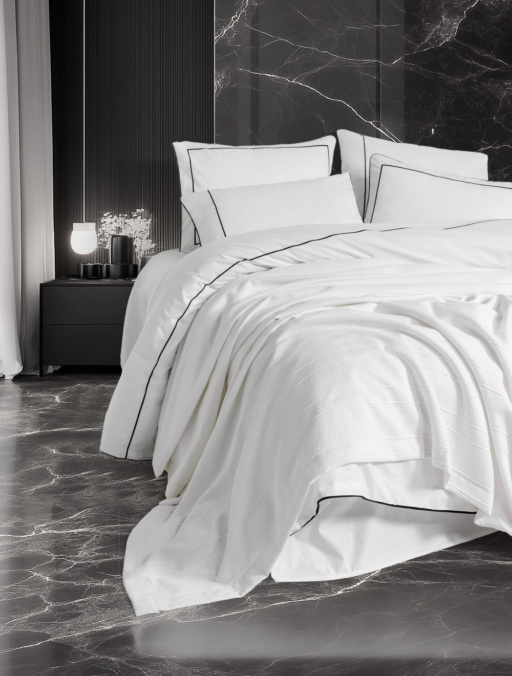 Lenjerie de Pat 2 Persoane cu Pique Classic Trusou Mahur Alb