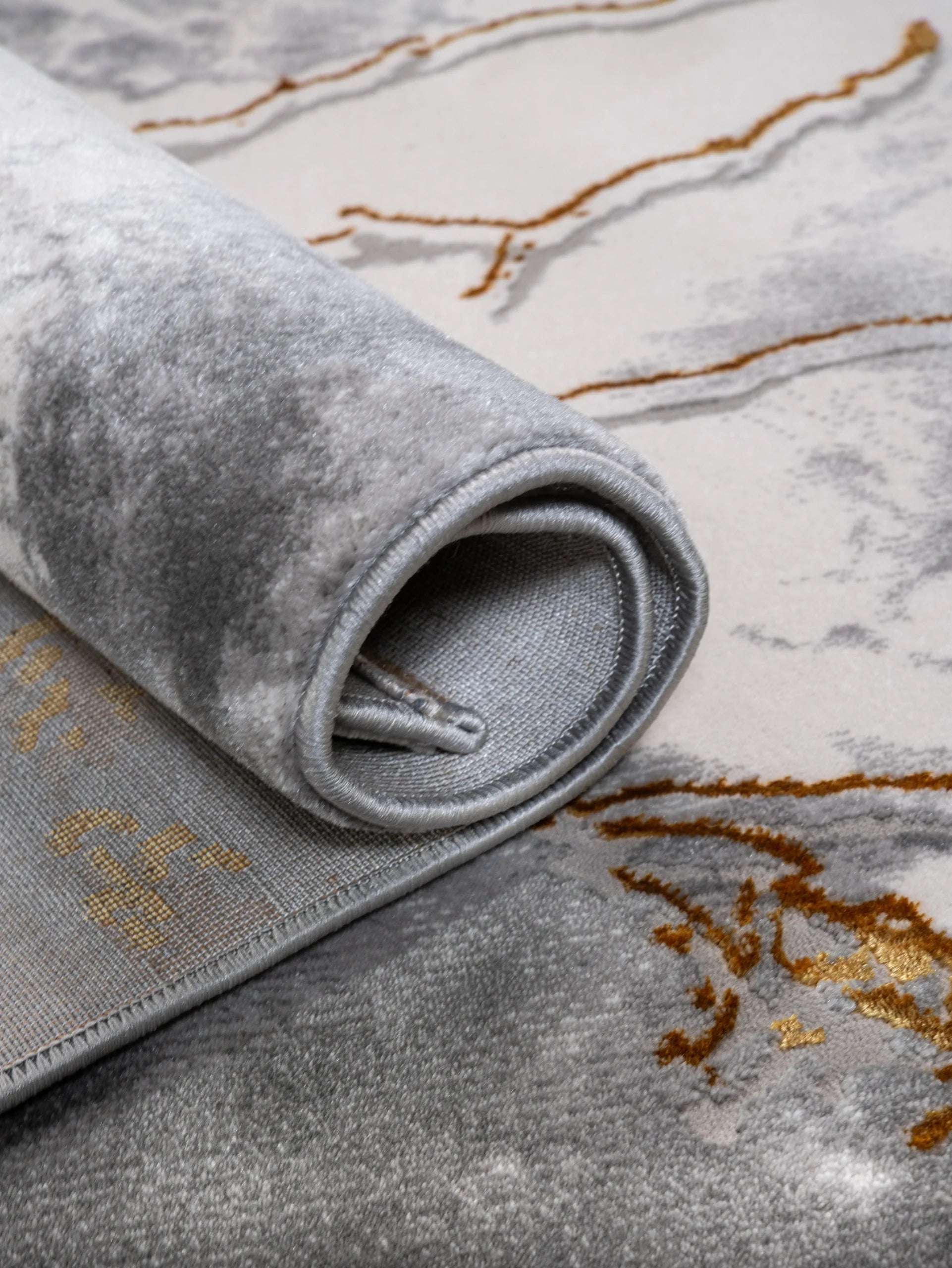 COVOR SOHO R9296 GREY / GOLD 120 X 200