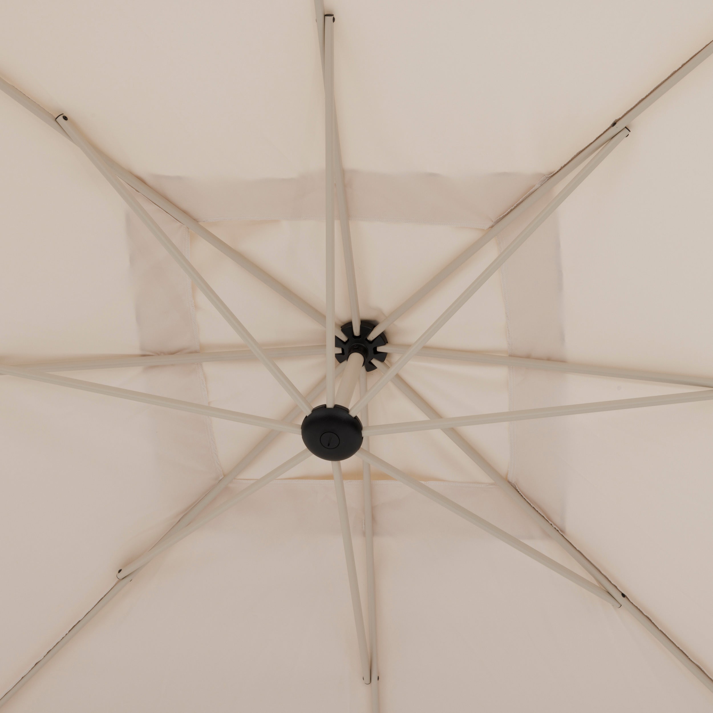 Umbrela de soare patrata Manoa, lut si grau, 2,5 x 2,5 m, din aluminiu, otel si poliester - Hesperide