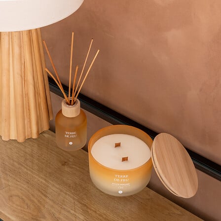 Lumanare parfumata "Terre des Merveilles" - Buchet de liliac, 420 g - Atmosphera