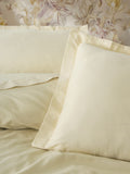 Lenjerie de Pat 2 Persoane din Satin Elegant Bej