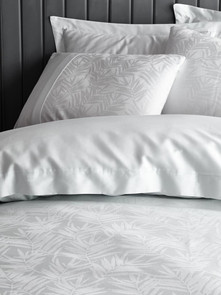 Lenjerie de Pat 2 Persoane din Satin Jacquard Leaf Albastru Gheata