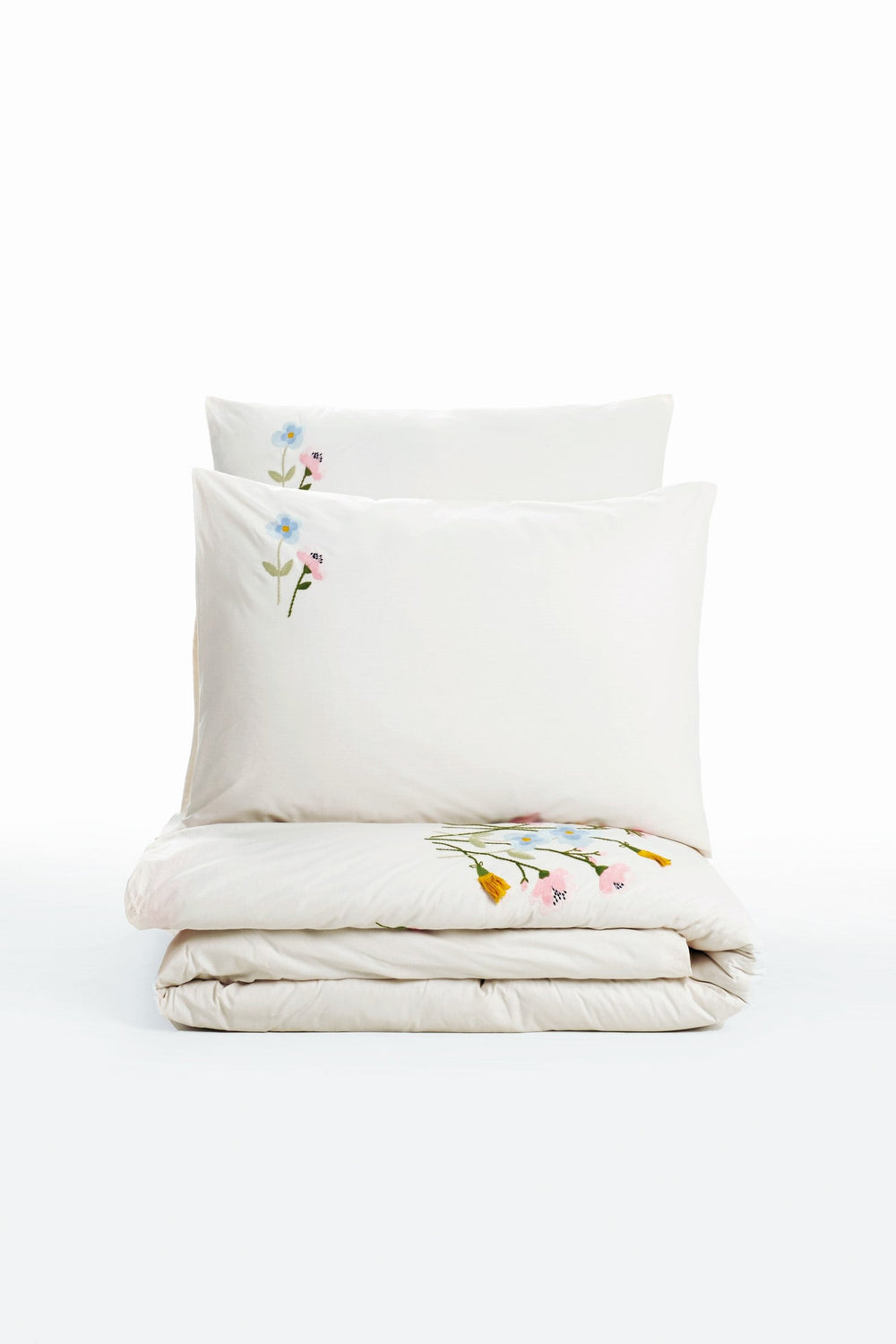 Lenjerie de Pat 2 Persoane Ranforce cu Broderie Delbin Roz