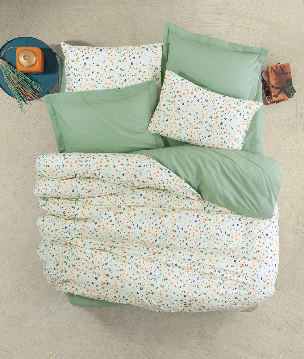 Lenjerie de Pat 2 Persoane cu Cearsaf cu Elastic Petite Lola Verde