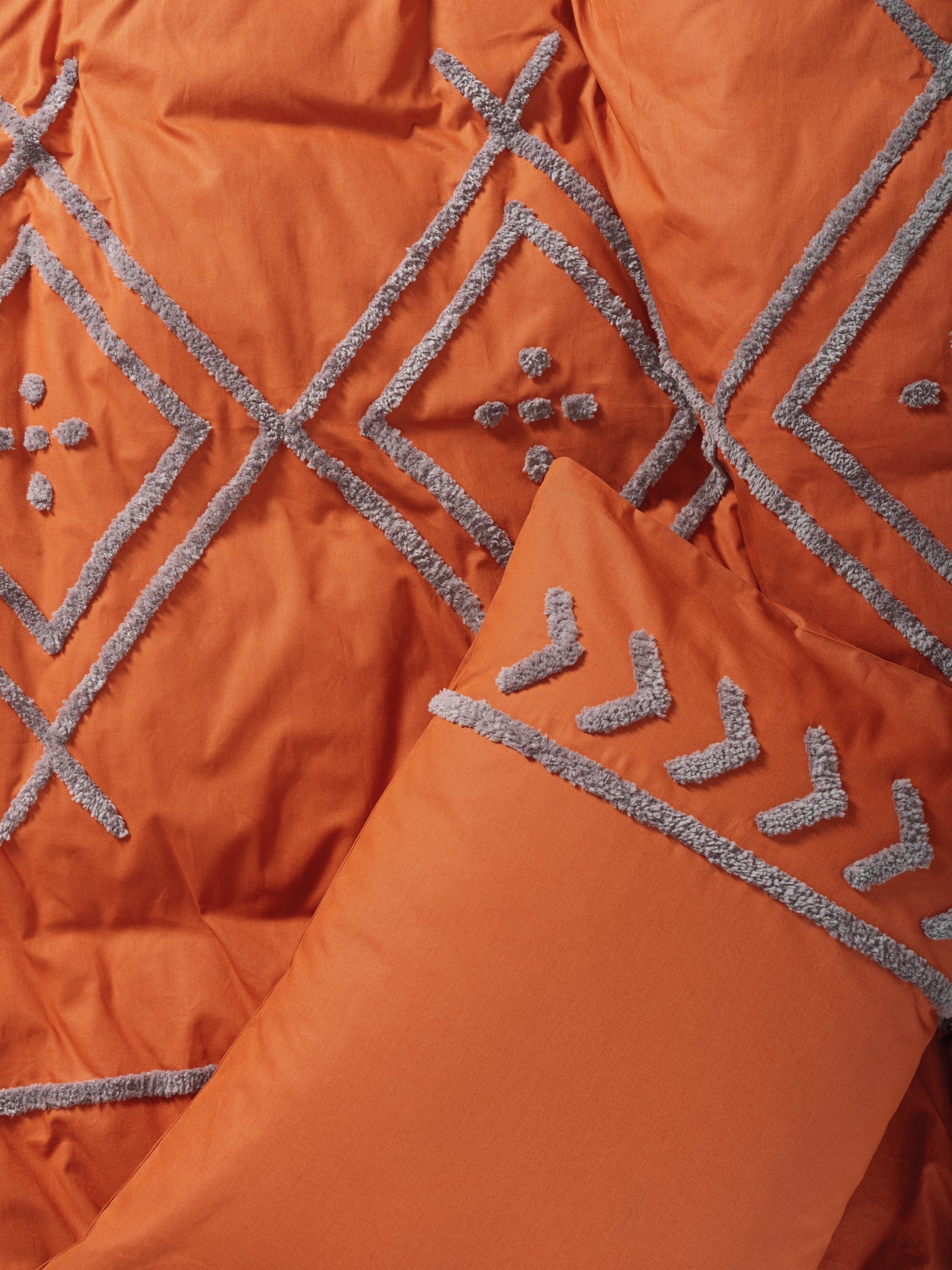 Lenjerie de Pat 2 Persoane cu Broderie Puff Liya Teracota Bej