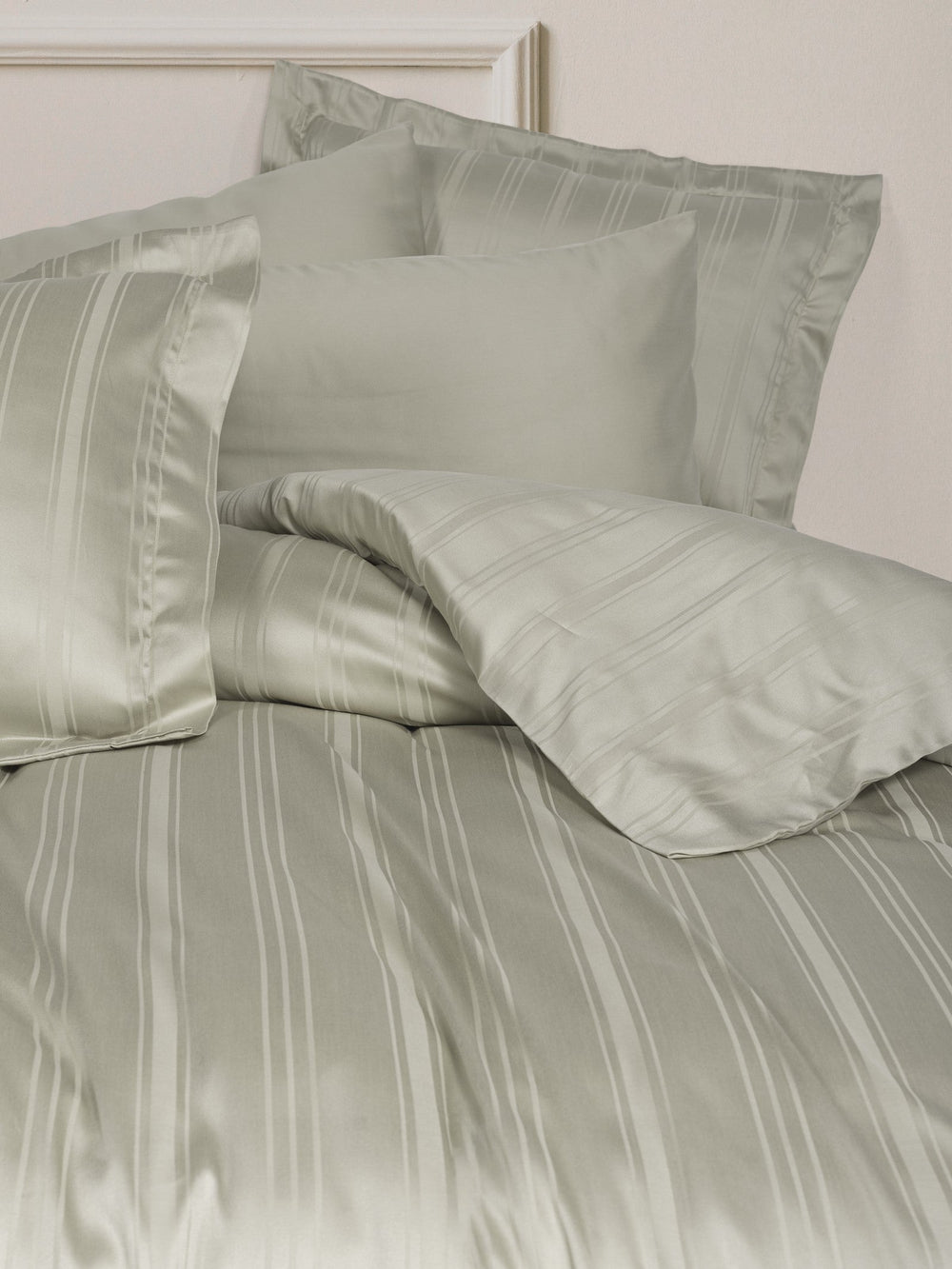 Lenjerie de Pat 2 Persoane din Satin de Bambus Smart Stripe Bej