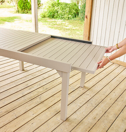 Masa de gradina extensibila Piazza, aluminiu, finisaj argila, L.135/270 x l.90 x I.75 cm